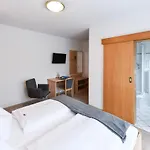 Kro Kolb 3*